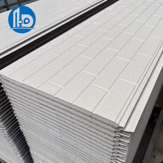 Parete moderna laccata